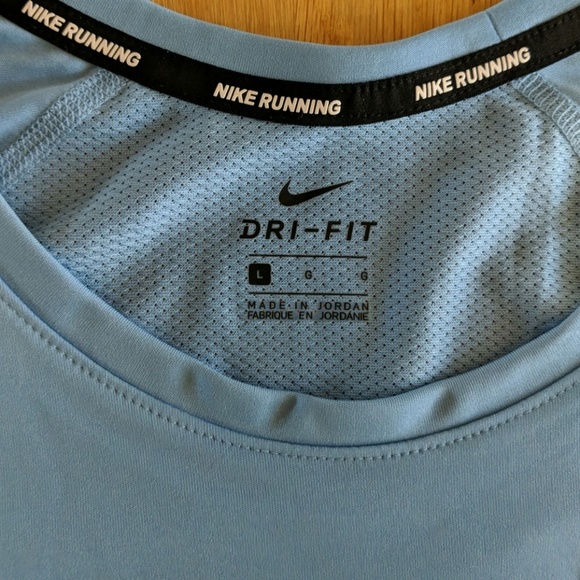 Nike Dri-Fit Running Top - Picture 5 of 8